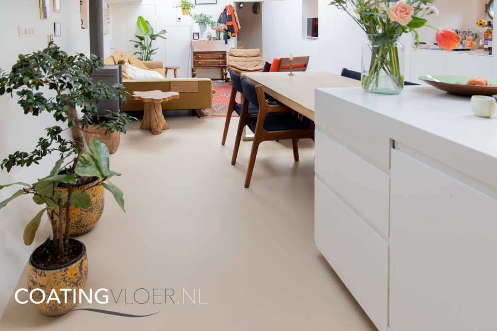 gietvloer woonboot amsterdam
